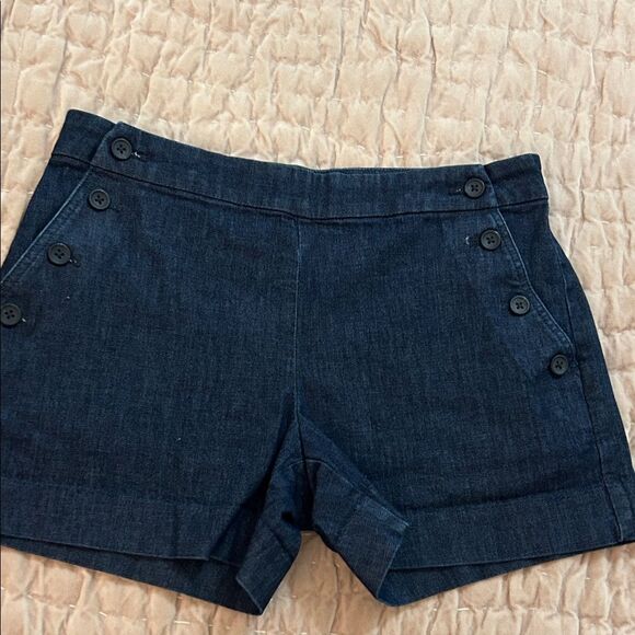 Banana Republic Dark Blue Jean Shorts with Button Detail size 0/25 - Picture 8 of 9
